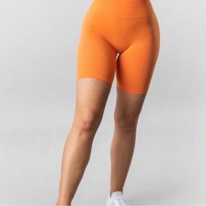 Alphalete Seamless Bike Short - NWOT